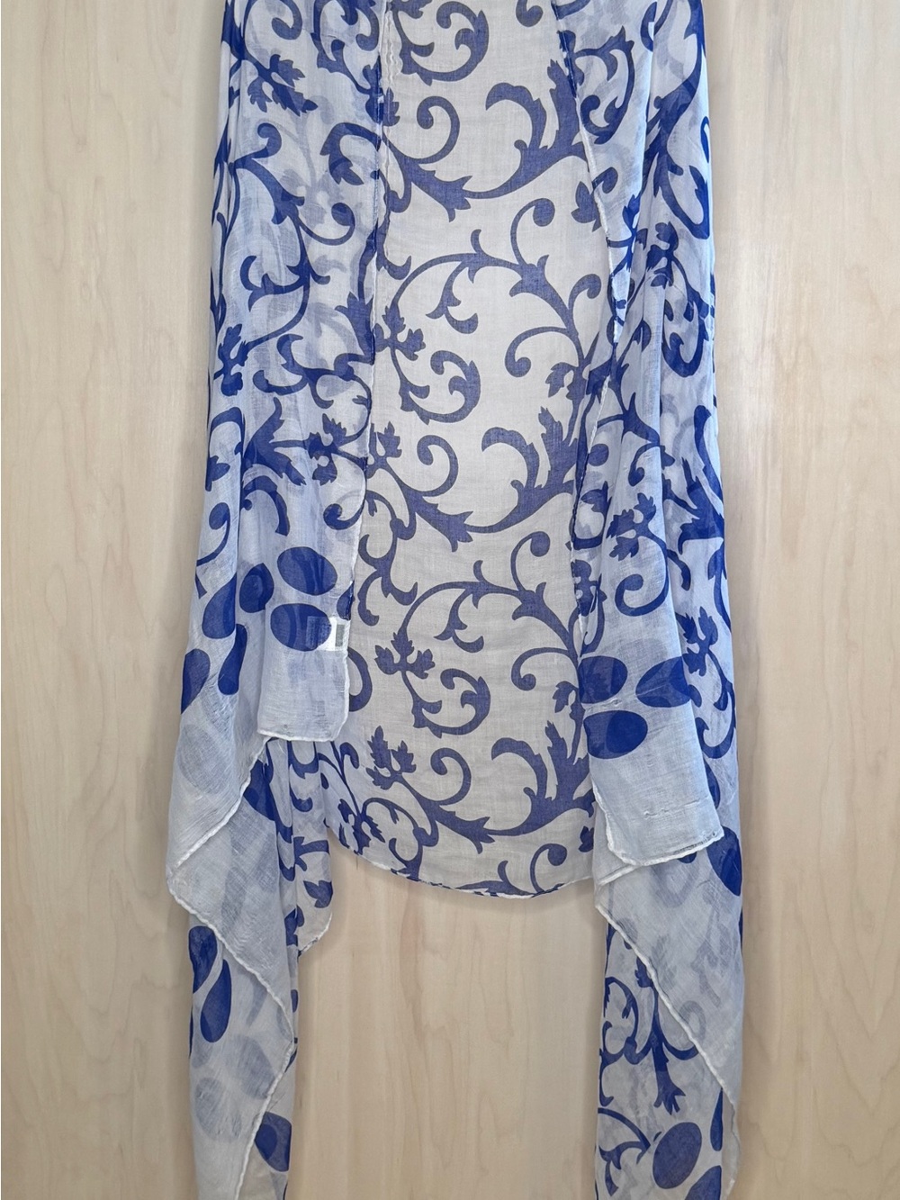Charming Charlie Blue and White Scroll Print Lightweight Wrap Scarf